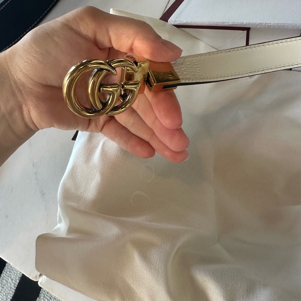 Gucci Burgundy Gift Box - Picture 2 of 4
